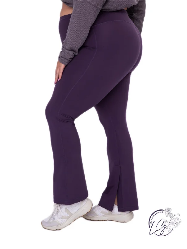 Curvy High-Rise Flare Leggings