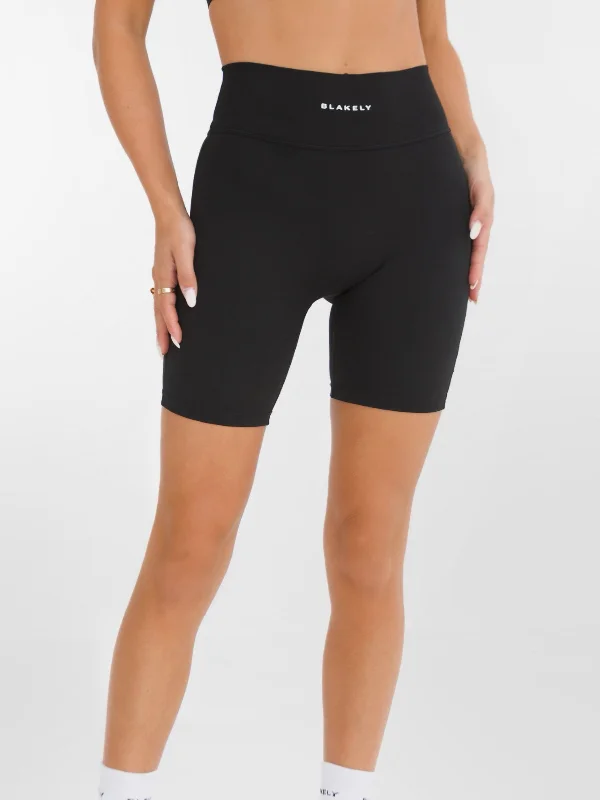 Studio Active Shorts - Black